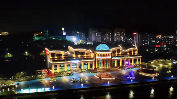 赢咖4照明助力烟台旅游大世界亮化工程升级改造完成